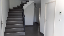 
                                                                                        Location
                                                                                         Belle villa récente