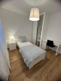 
                                                                                        Colocation
                                                                                         Belles chambres étudiant(es) dans coloc 110m²