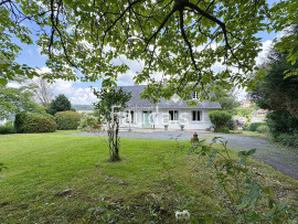 
                                                                                        Vente
                                                                                         Bien rare à la vente- Maison d'architecte  de 164 m2 avec vi