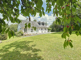 
                                                                                        Vente
                                                                                         Bien rare à la vente- Maison d'architecte  de 164 m2 avec vi