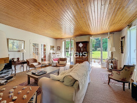 
                                                                                        Vente
                                                                                         Bien rare à la vente- Maison d'architecte  de 164 m2 avec vi