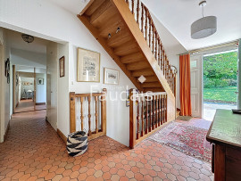 
                                                                                        Vente
                                                                                         Bien rare à la vente- Maison d'architecte  de 164 m2 avec vi