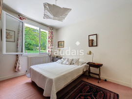 
                                                                                        Vente
                                                                                         Bien rare à la vente- Maison d'architecte  de 164 m2 avec vi