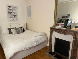 Location
Bienvenue chez Vous : Charmant Appartement a 5 minutes du champ de mars (loyer tout inclus)