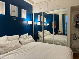 Location
Bienvenue chez Vous : Charmant Appartement a 5 minutes du champ de mars (loyer tout inclus)