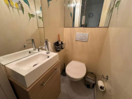 Location
Bienvenue chez Vous : Charmant Appartement a 5 minutes du champ de mars (loyer tout inclus)