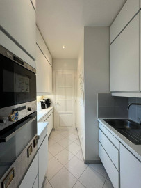 Location
Bienvenue chez Vous : Charmant Appartement a 5 minutes du champ de mars (loyer tout inclus)