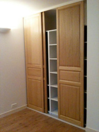 
                                                                                        Location
                                                                                         Billom - À louer T3 refait à neuf avec garage