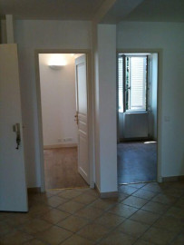 
                                                                                        Location
                                                                                         Billom - À louer T3 refait à neuf avec garage