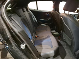 
                                                                                        Voiture
                                                                                         BMW 1 series