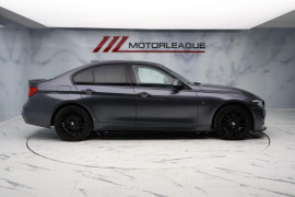 
                                                                                        Voiture
                                                                                         BMW 3 Series 2.0 320d M Sport Auto xDrive Euro 5 (s/s) 4dr