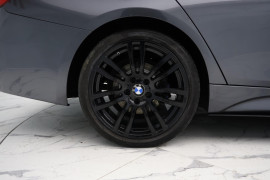 
                                                                                        Voiture
                                                                                         BMW 3 Series 2.0 320d M Sport Auto xDrive Euro 5 (s/s) 4dr
