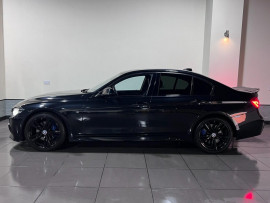 Voiture
BMW 3 SERIES 2.0 320d M Sport Saloon 4dr Diesel Auto Euro 6 (s/s) (190 ps) Saloon