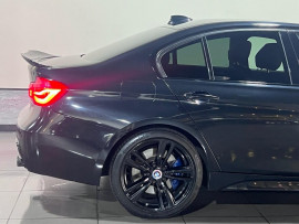 Voiture
BMW 3 SERIES 2.0 320d M Sport Saloon 4dr Diesel Auto Euro 6 (s/s) (190 ps) Saloon