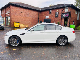 
                                                                                        Voiture
                                                                                         BMW M5 Saloon 4.4 V8 M Performance Edition (2011/61) 4dr
