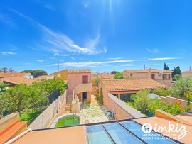 Vente
BORD DE MER - Maison + garage + dépendance (studio
