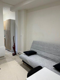 
                                                                                        Location
                                                                                         Bordeaux Jardin Public