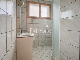 
                                                                                        Vente
                                                                                         BOURG DE MOYON, MAISON DE 89M2