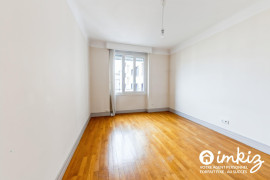 
                                                                                        Vente
                                                                                         Brotteaux-Masséna ; Élégant T3 traversant de 75m²