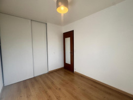 
                                                                                        Location
                                                                                         Bry/Marne à 8 min. du RER, 2p balcon parking