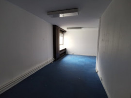 
                                                                                        Location
                                                                                         Bureaux de 50 m² à louer - Croix - Nord (59)