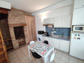 
                                                                                        Vente
                                                                                         Cachet amiénois, format mini