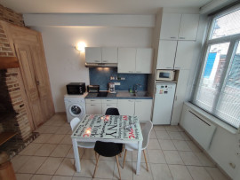 
                                                                                        Vente
                                                                                         Cachet amiénois, format mini