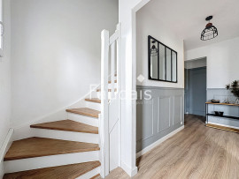 
                                                                                        Vente
                                                                                         CANISY 6 pièces 123 m2  548 m2 de terrain Vie de plain pied