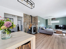 
                                                                                        Vente
                                                                                         CANISY 6 pièces 123 m2  548 m2 de terrain Vie de plain pied