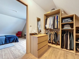 
                                                                                        Vente
                                                                                         CANISY 6 pièces 123 m2  548 m2 de terrain Vie de plain pied
