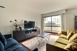 
                                                                                        Vente
                                                                                         Centre ville - 72m² - 3 pièces avec terrasse