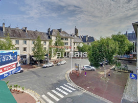 
                                                                                        Vente
                                                                                         CENTRE VILLE DE SAINT-LÔ, Appartement, 2 chambres