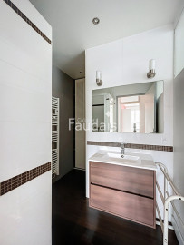 Location
                                                                                Centre-ville de SAINT-LO, Appartement 3 pièces