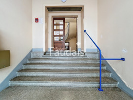 
                                                                                        Vente
                                                                                         CENTRE-VILLE DE SAINT-LÔ, Appartement avec garage 