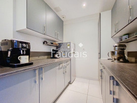 
                                                                                        Vente
                                                                                         CENTRE VILLE SAINT LO - MAISON D'ARCHITECTE 