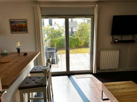 
                                                                                        Location
                                                                                         📍 Cergy – Studio meublé avec jardin, parking