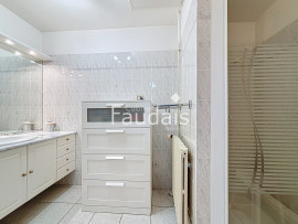 
                                                                                        Vente
                                                                                         CERISY LA FORET - Maison 4 chambres - Proche commerces   AXE