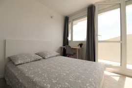 
                                                                                        Colocation
                                                                                         Chambre 1 -  1 chambre disponible en colocation