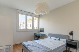 
                                                                                        Colocation
                                                                                         Chambre 1 -  1 chambre disponible en colocation