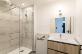 
                                                                                        Colocation
                                                                                         Chambre 1 -  1 chambre disponible en colocation