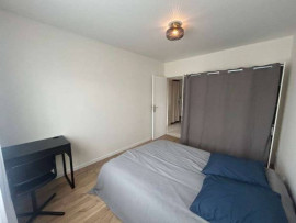 
                                                                                        Colocation
                                                                                         Chambre 1 - Appartement 4 pièces