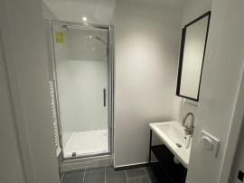 
                                                                                        Colocation
                                                                                         Chambre 1 - Appartement 5 pièces