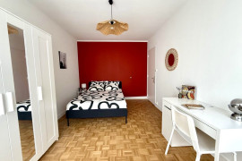 
                                                                                        Colocation
                                                                                         Chambre 1 - Appartement 5 pièces