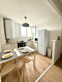 
                                                                                        Colocation
                                                                                         Chambre 1 - Appartement 5 pièces