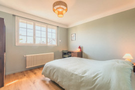 Colocation
Chambre 10 - 10 chambres disponibles en colocation