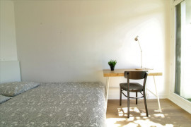 Colocation
Chambre 4 - 1 chambre disponible en colocation