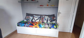 
                                                                                        Colocation
                                                                                         Chambre à louer chez l'habitant dans une villa