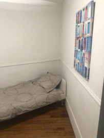 
                                                                                        Location
                                                                                         Chambre à louer en plein Paris