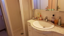 
                                                                                        Colocation
                                                                                         Chambre au RC d'une maison située à 7 km de TOURS