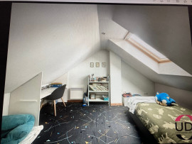 Location
Chambre avec bureau (loyer tout inclus)